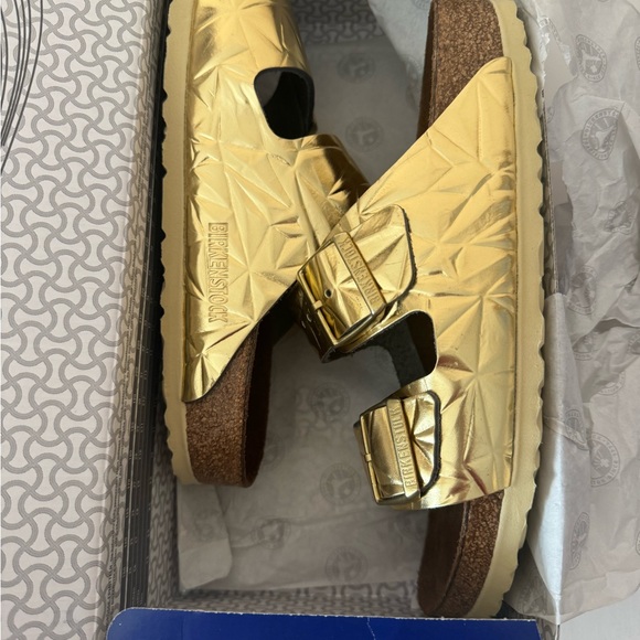 Birkenstock Arizona Leather Bronze Soft Footbed Sandal. Rare. Size: 7, 38 - Picture 2 of 13